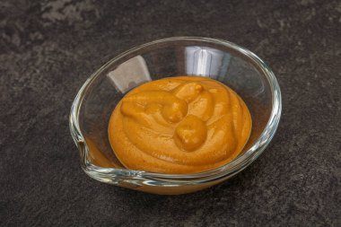 Kasede baharatlı hardal sosu