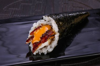 Japon mutfağı - Yılanbalıklı Temaki