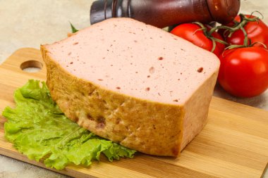 Ev yapımı geleneksel rulo köfte.