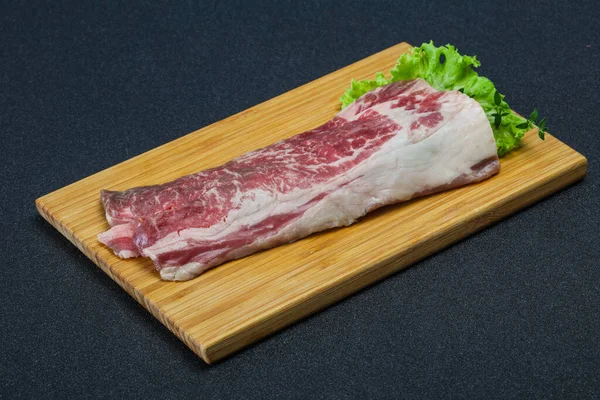 Pancetta Manzo Crudo Tavola Legno Servito Insalata Timo — Foto Stock