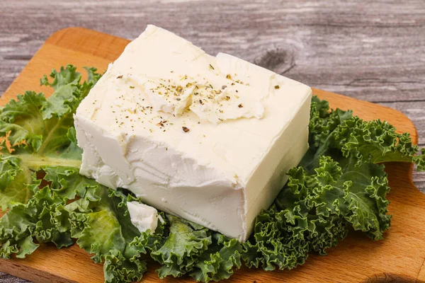 传统的希腊Feta软奶酪砖 — 图库照片