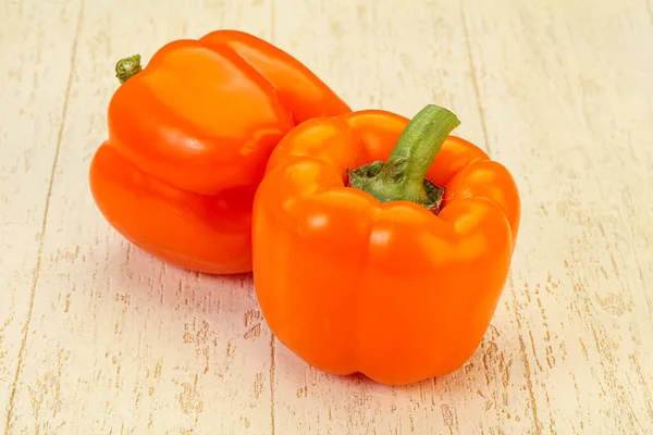 Két Narancssárga Édes Édes Bell Pepper — Stock Fotó