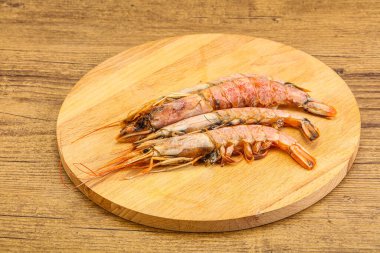 Lezzetli büyük Langoustine deniz ürünleri.