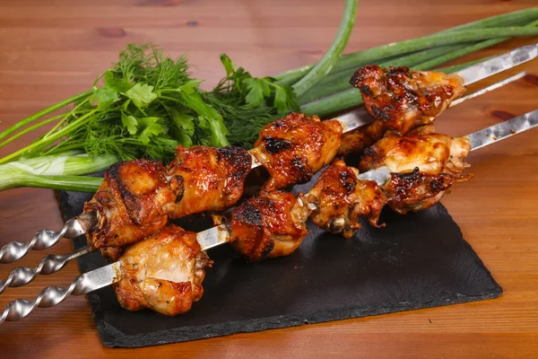 Chicken Shashlik Kebab Los Palos Con Hierbas —  Fotos de Stock