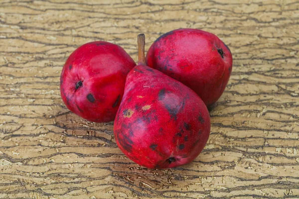 Спелые Красные Вкусные Груши — стоковое фото