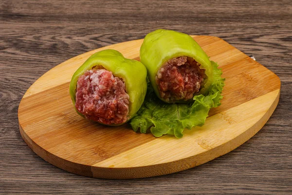 Raw Stuffed Green Bell Pepper Meat — Stock Photo, Image