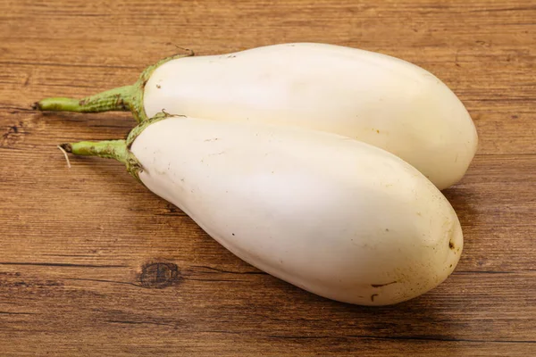 Mogen Och Välsmakande Vit Ekologisk Aubergine — Stockfoto