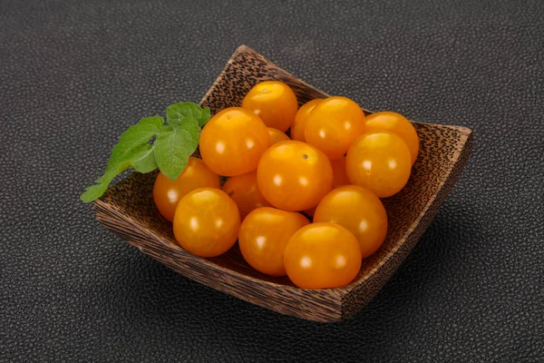Tomate Cerise Jaune Mûre Dans Bol — Photo