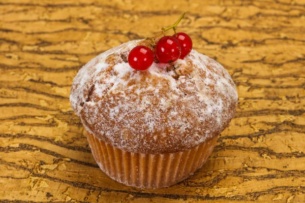 Bolo Saboroso Doce Com Bagas Passa Corinto Vermelha — Fotografia de Stock