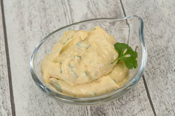 Hummus Snack Mit Olivenöl Und Kräutern — Stockfoto