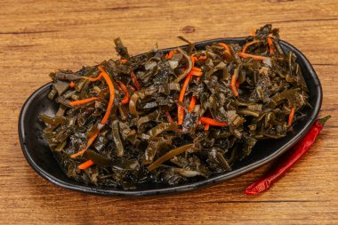 Havuçlu ve susamlı yosun kabağı.