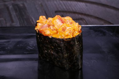 Japon mutfağı - Balıklı Baharatlı Gunkan