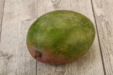 Tropikal meyve - Yeşil tatlı mango