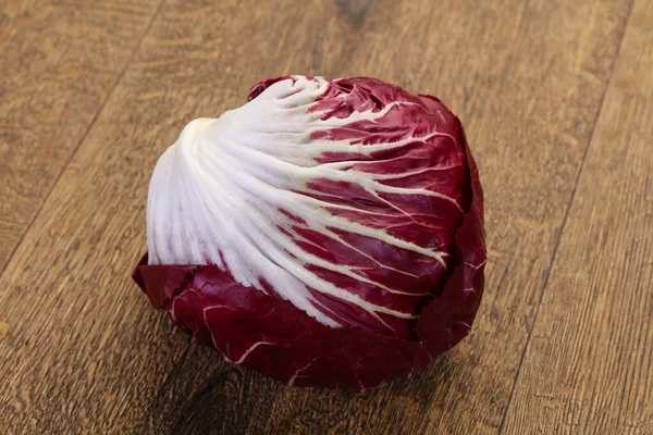 Salada Radicchio Fresco Para Cozinhar — Fotografia de Stock