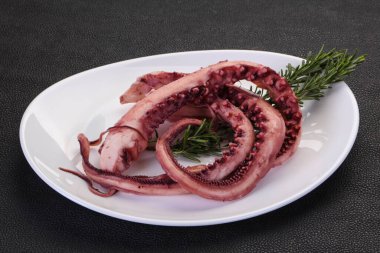 Biberiyeli lezzetli ahtapot dokunaçları