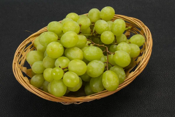 Süße Reife Frische Grüne Traube Zweig — Stockfoto