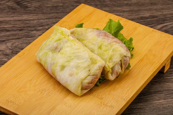 Homemade Raw Stuffed Cabbage Meat Cooking — Stock Photo, Image