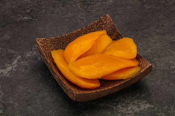 Dolci Deliziose Fette Mango Sciroppate — Foto Stock