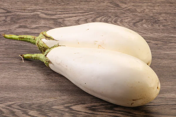 Mogen Och Välsmakande Vit Ekologisk Aubergine — Stockfoto