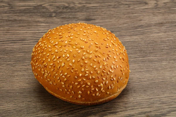 Fresh Burger Bun Sesame Seeds — Stock Photo, Image