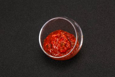 Kasede acı domates sosu