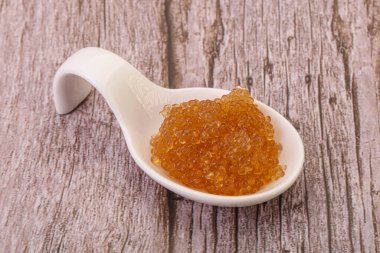 Pike ROE atıştırmak için kasede