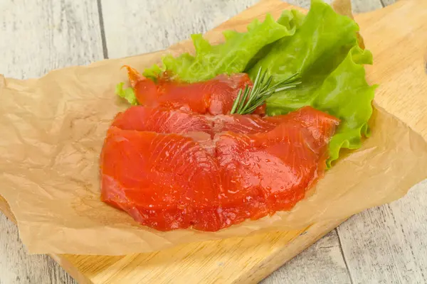 Filetto Salmone Affettato Spuntino Servito Rosmarino — Foto Stock