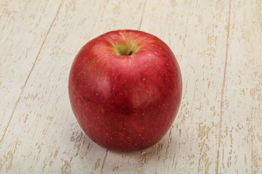 Bekar Kırmızı tatlı elma meyvesi