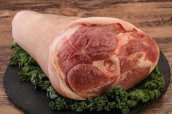 Raw Big Pork Knuckle Cooking — Stock Photo, Image