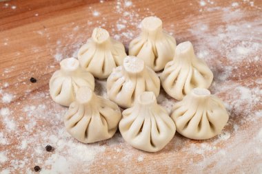 Gürcistan çiğ Khinkali eti