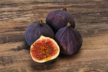 Taze taze taze incir meyvesi.