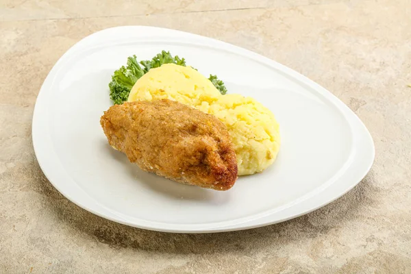 Τραγανό Κοτολέτο Κοτόπουλο Από Κιμά Πουρέ Πατάτας — Φωτογραφία Αρχείου