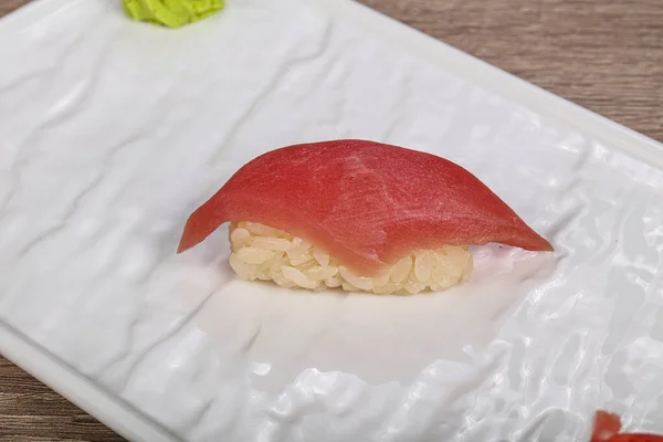 Japanse Traditionele Sushi Met Tonijn — Stockfoto