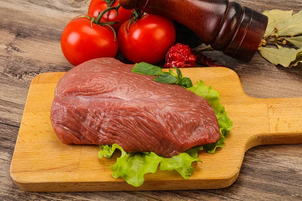 Surowy Kawałek Mięsa Wołowego Gotowania — Zdjęcie stockowe