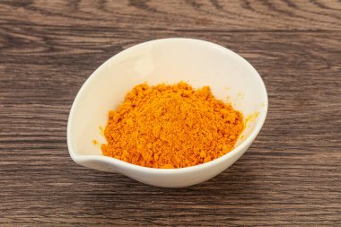 Tumerik - kâsede sokağa çıkma yasağı tozu