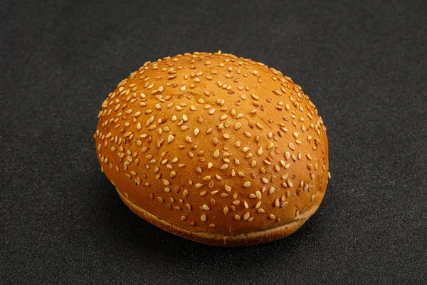 Frisches Burger Brötchen Mit Sesam — Stockfoto