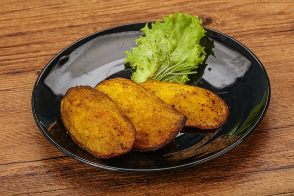 Patata Forno Con Erbe Aromatiche Spezie Servite Rosmarino — Foto Stock