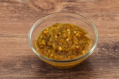 Kasede biberli yeşil baharatlı sos.