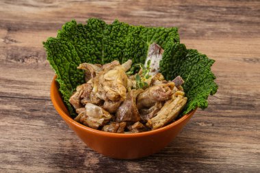 Kavanozda baharatlı kuzu eti