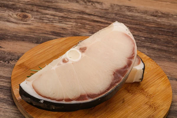 Filete Tiburón Crudo Servido Romero Para Cocinar — Foto de Stock