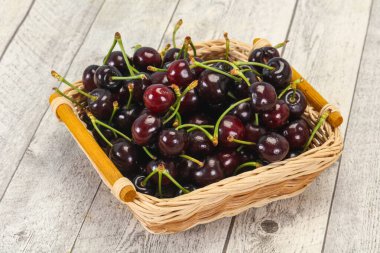 Olgun tatlı, taze kiraz meyvesi