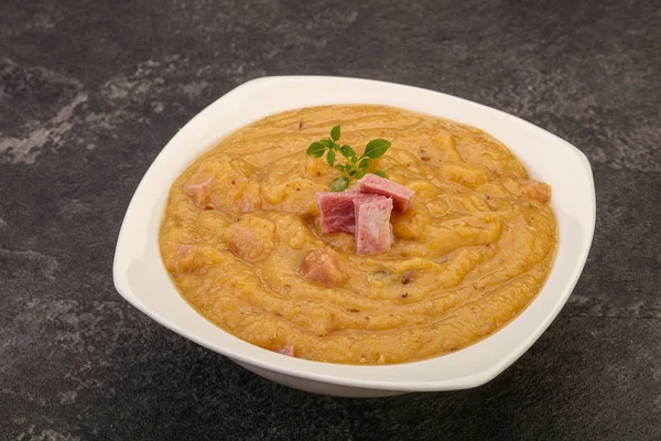 Peas cream soup with smoked pork ribs — Stock Image Peas Cream Soup Smoked Pork Ribs Royalty Free Stock Photos