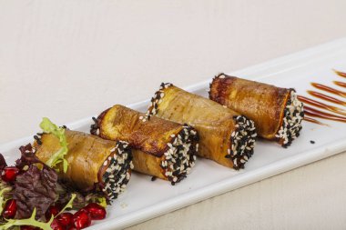 Kafkas mutfağı - Krem peynirli patlıcan rulosu