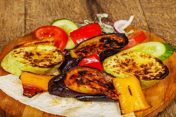 Izgara sebze - biber, domates, patlıcan, kabak ve domates