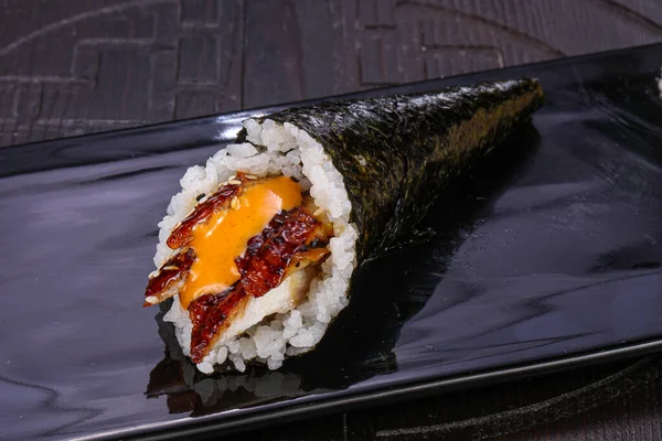 日本料理 有鳗鱼或手镯的火锅 — 图库照片