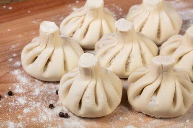 Gürcistan çiğ Khinkali eti