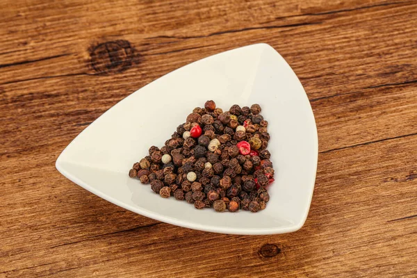 Vários Peppercorn Heap Tigela — Fotografia de Stock