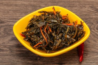 Havuçlu ve susamlı yosun kabağı.