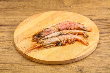 Lezzetli büyük Langoustine deniz ürünleri.