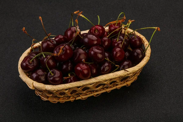 Sweet Ripe Bird Cherry Basket — Stock Photo, Image